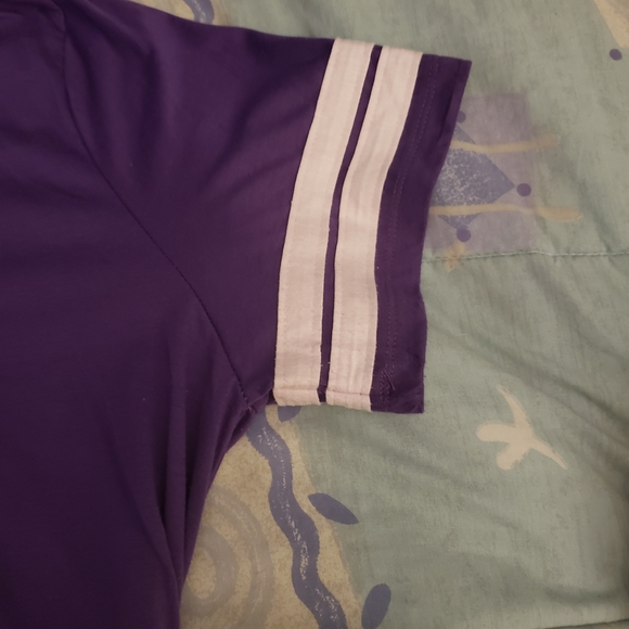 Purple Game Day Mama T-Shirt - Picture 3 of 4